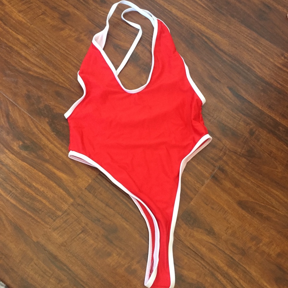 High cut bikini